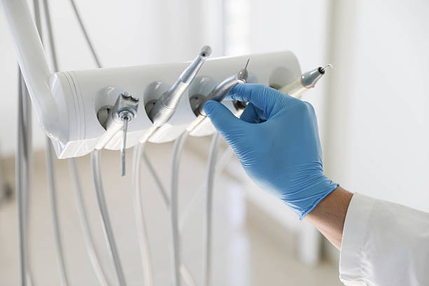 Professional Emergency Dentist technician working in Hamilton, IN